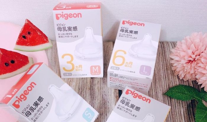 Bộ 2 núm ti Pigeon siêu mềm Plus Nhật Bản cổ rộng size M (3 - 6 tháng)