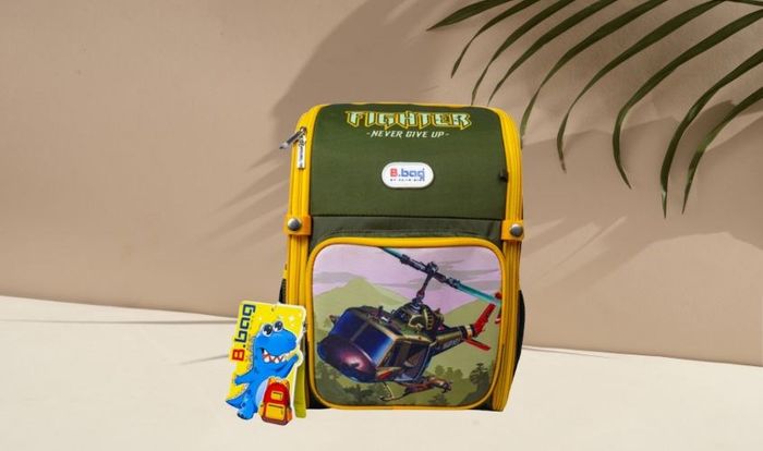 Balo chống gù dành cho bé B.Bag Adventure Box-Fighter B-12-113 màu xanh rêu