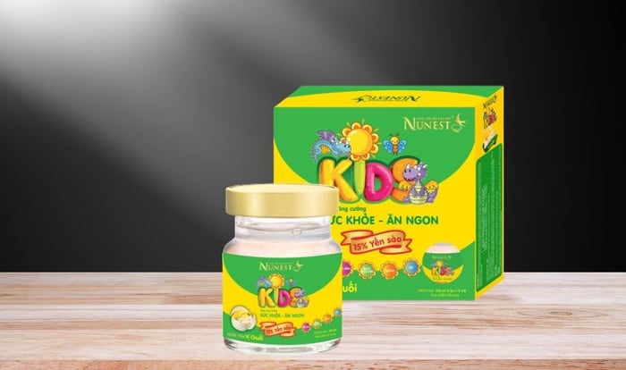 Hộp 6 hũ nước yến sào Nunest Kids vị chuối 70 ml (dành cho trẻ từ 6 tháng)