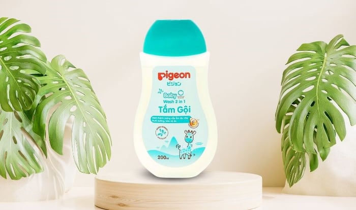 Sữa tắm & gội 2 trong 1 cho bé Pigeon chiết xuất Jojoba 200 ml