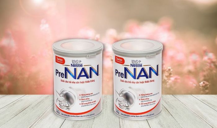 Sữa bột PreNAN 400g (dành cho trẻ sơ sinh) phù hợp cho trẻ nhẹ cân, thiếu tháng