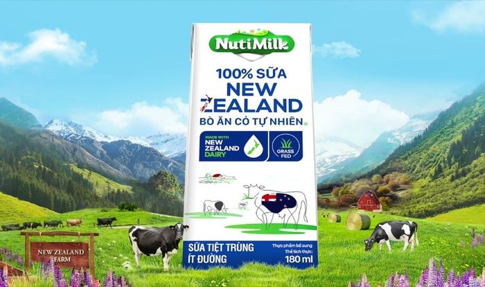 Thùng 48 hộp sữa tiệt trùng Nutimilk New Zealand ít đường 180 ml (phù hợp cho bé từ 1 tuổi trở lên)