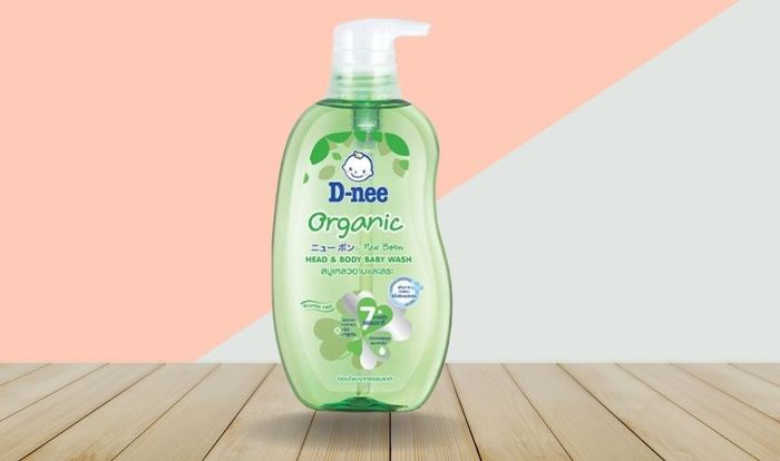 Dầu tắm gội cho bé D-nee Organic chiết xuất từ rau má 380 ml