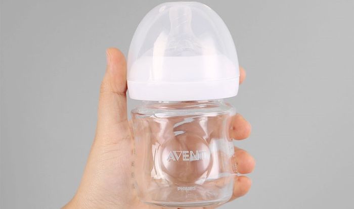 Bình sữa Philips Avent SCF671/13 dung tích 125 ml