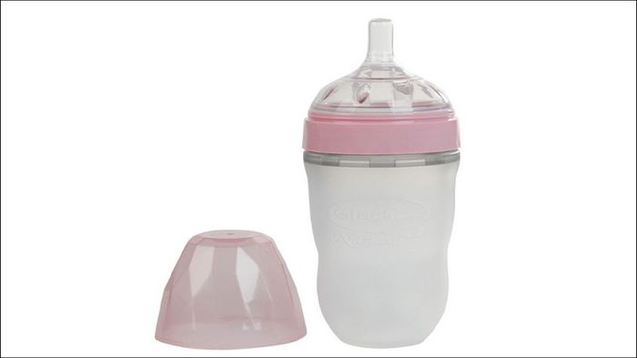 Chai sữa silicone Gluck Baby MMD240 cổ rộng 240 ml màu hồng