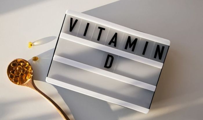 Vitamin D thúc đẩy quá trình hấp thụ canxi và photpho