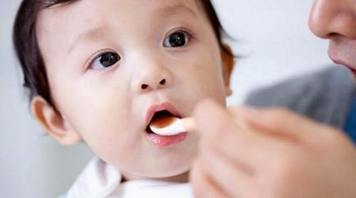 Lựa chọn men vi sinh cho bé như thế nào?