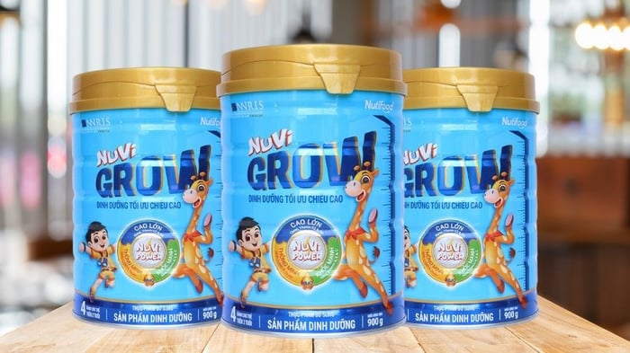 Sữa bột Nutifood NuVi Grow số 4 hương vani 900g (từ 2 tuổi)