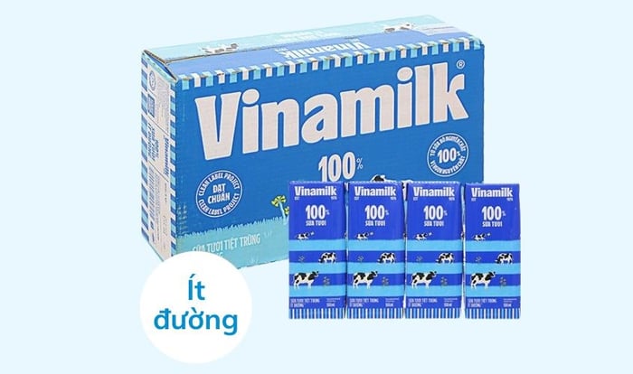 Thùng 48 hộp sữa tươi Vinamilk ít đường 180 ml