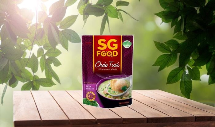 Cháo tươi SG Food vị cá lóc, cải bó xôi gói 270g (từ 1 tuổi)