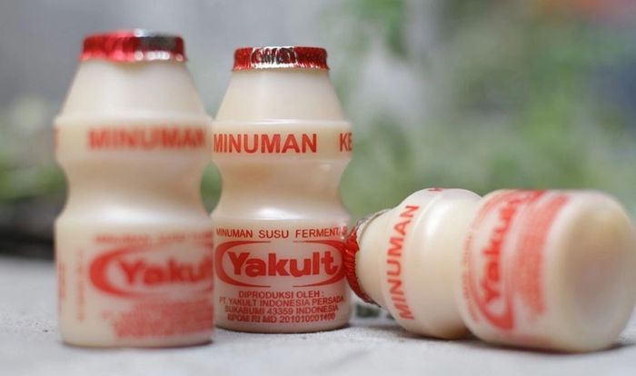 Lốc 5 chai sữa uống lên men Yakult 65 ml (từ 6 tháng)