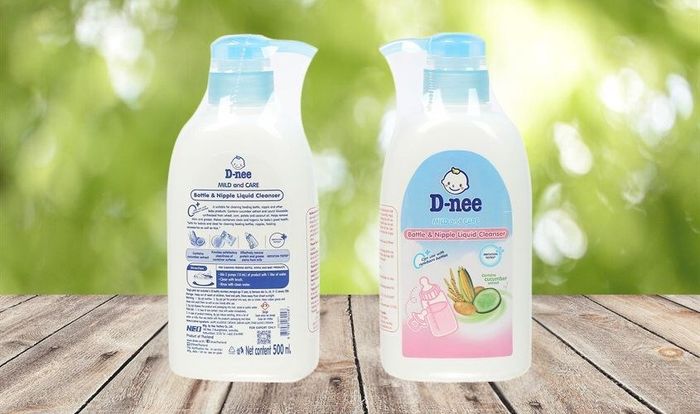 Nước rửa bình sữa D-nee chai 500 ml dịu nhẹ