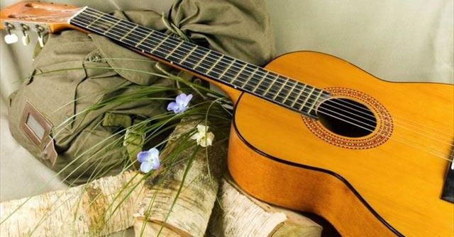 Phân tích tác phẩm Đàn ghi ta của Lor-ca