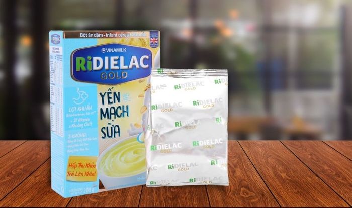 Bột ăn dặm Vinamilk RiDielac Gold yến mạch, sữa hộp 200g (6 - 24 tháng)