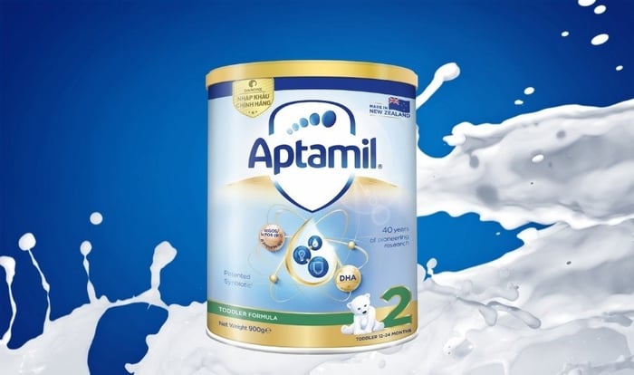 Sữa bột Aptamil Toddler Formula vị nhạt thanh số 2 900g (12 - 24 tháng)