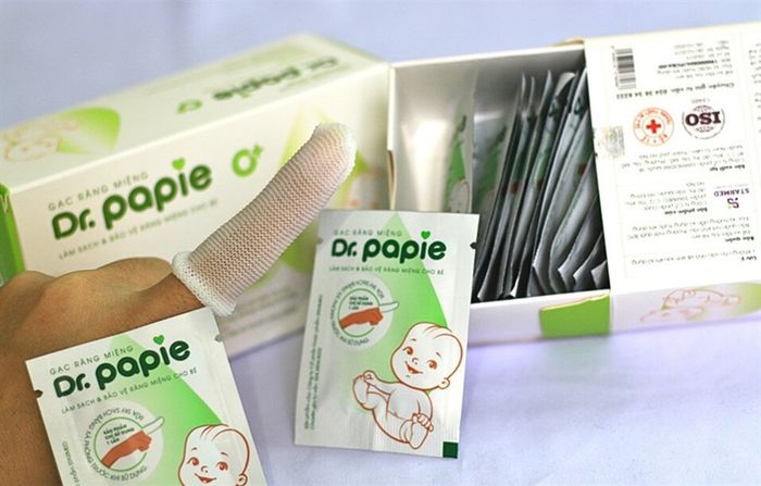 Gạc răng miệng cho bé Dr.Papie hộp 30 gói (từ 0 tháng)