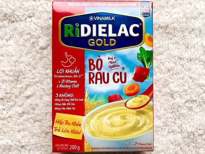 Bột ăn dặm Vinamilk RiDielac Gold bò, rau củ hộp 200g (7 - 24 tháng)