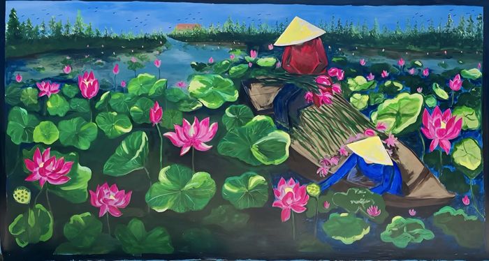 Theo lời ông Ngợi, Sở Giáo dục và Đào tạo Đồng Tháp đã ra lệnh cho việc Vẽ bích hoạ sen tại các cơ sở giáo dục công lập và tư trên toàn tỉnh từ ngày 4/4 đến nay. Các trường học đã tổ chức cho giáo viên và học sinh tham gia vào việc vẽ bích họa Sen.