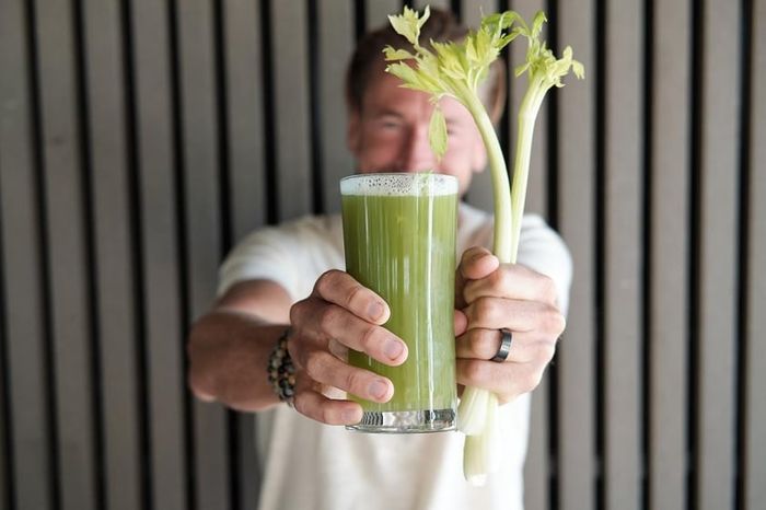 Không nên bỏ qua hướng dẫn uống bột cần tây đúng cách