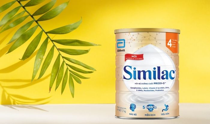 Sữa bột Similac 5G số 4 dung tích 900g (dành cho trẻ từ 2 - 6 tuổi)