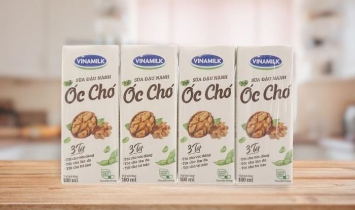 Lốc 4 hộp sữa đậu nành óc chó Vinamilk 180ml