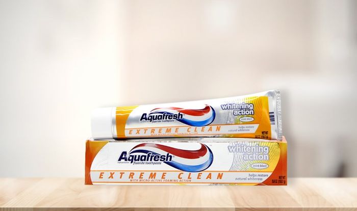 Kem đánh răng Aquafresh Extreme Clean  