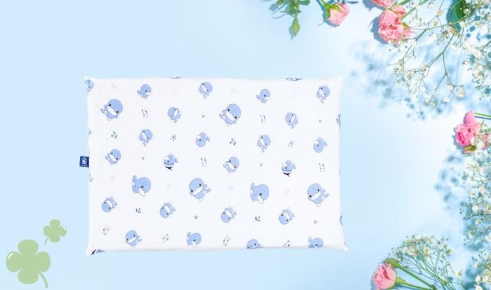 Gối chống ngạt KuKu KU2046 kích thước 43x29.5x2.5 cm