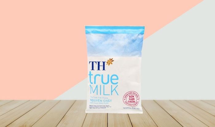 Sữa tươi TH true MILK không đường 220 ml