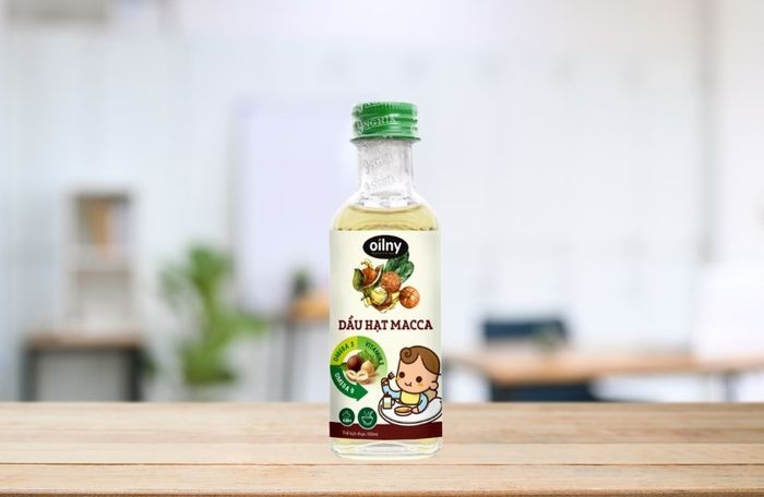 Dầu macca Oliny ăn dặm cho bé chai 100 ml (từ 6 tháng)