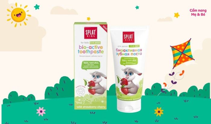 Kem đánh răng cho bé từ 2 - 6 tuổi Splat Kids hương dâu 50 ml