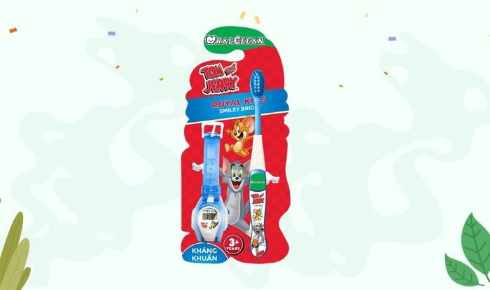 Bàn chải cho bé Oral Clean Royal Kids lông mềm (từ 3 tuổi) - Màu ngẫu nhiên