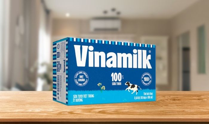 Thùng 48 hộp sữa tươi tiệt trùng Vinamilk ít đường 180 ml (dành cho bé từ 1 tuổi)