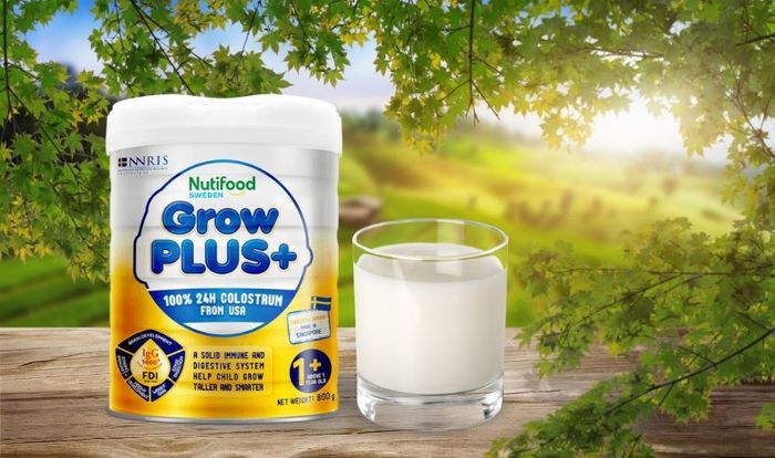 Nutifood GrowPLUS+ vàng - Sữa bột hương vani cho trẻ từ 1 tuổi (800g)