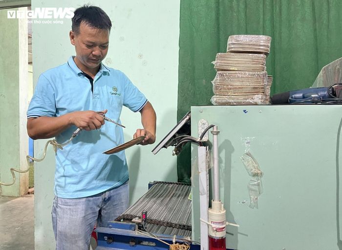 Chén, đĩa làm từ mo cau, được xuất khẩu ra nhiều quốc gia trên 5 châu