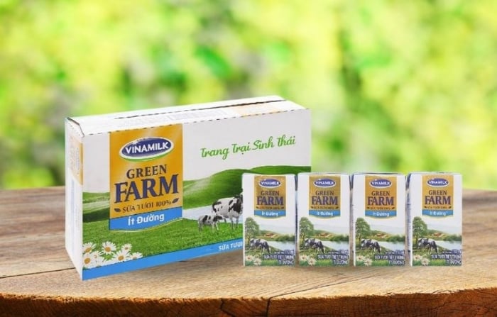 Thùng 48 hộp sữa tươi tiệt trùng Vinamilk Green Farm ít đường 110 ml (từ 1 tuổi)