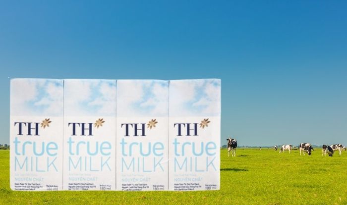 Lốc 4 hộp sữa tươi TH true MILK không đường 180 ml (từ 1 tuổi)