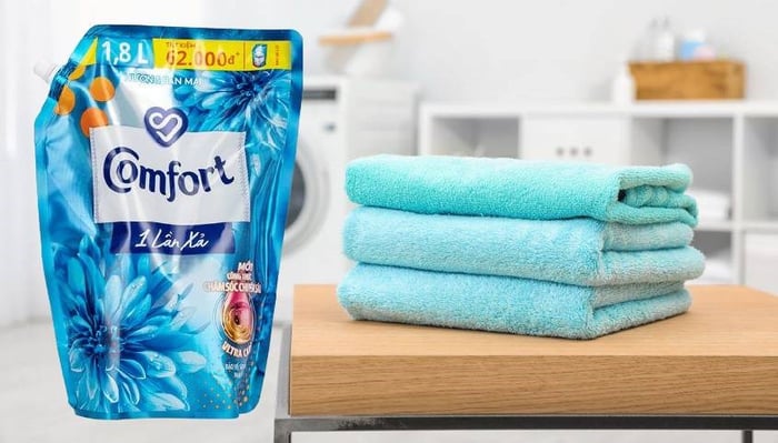 Nước xả Comfort 1 lần xả hương ban mai túi 1.8 lít