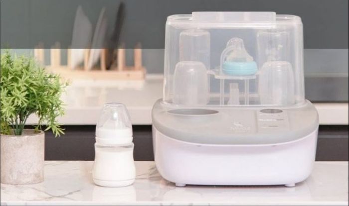 Máy tiệt trùng Moaz BéBé MB-005 tích hợp nhiều tính năng đa dạng