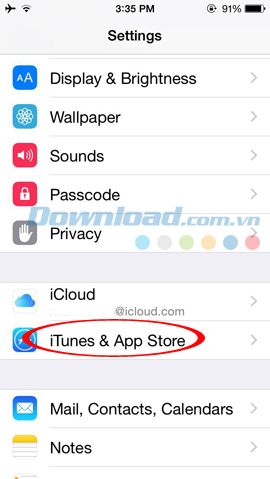 Chọn mục iTunes & App Store