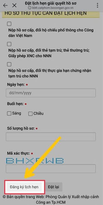 Nhấn Đăng ký lịch hẹn.