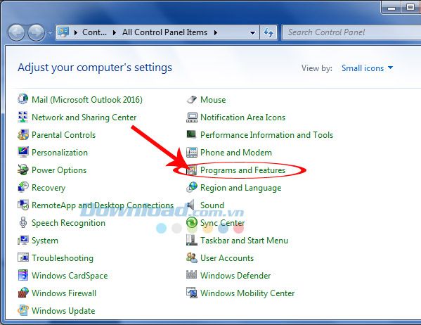 Mục Programs and Features