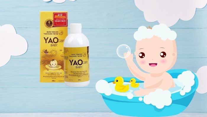 Nước tắm gội cho bé DK Pharma Yaocare Baby chiết xuất thảo dược 250 ml