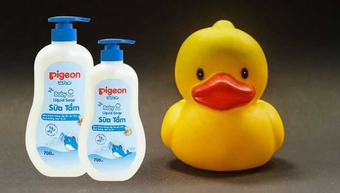 Sữa tắm cho bé Pigeon Liquid Soap với chiết xuất từ Jojoba dung tích 700 ml