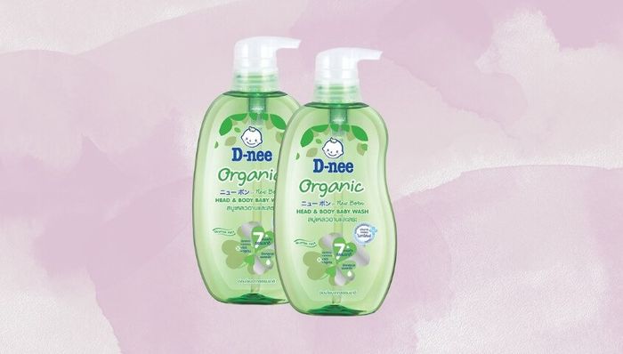 Dầu tắm gội cho bé D-nee Organic với chiết xuất từ rau má dung tích 200 ml