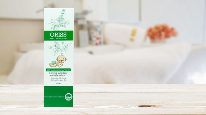 Dầu gội chăm sóc da rôm sảy cho bé Oriss chiết xuất từ lá trầu và húng quế 150 ml