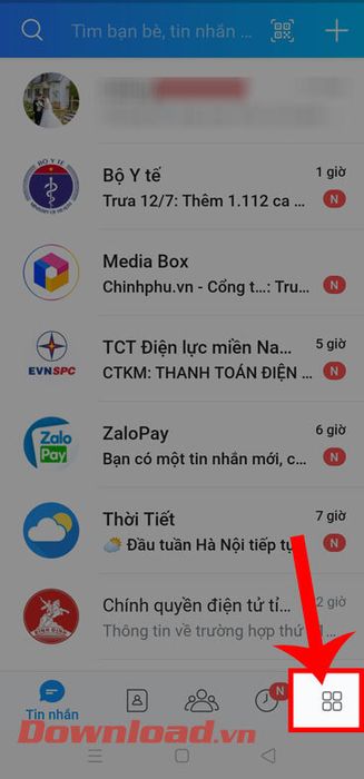 Chạm vào biểu tượng Thêm