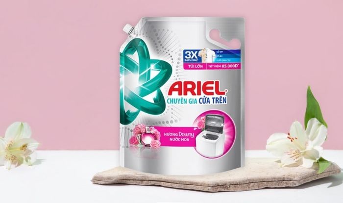 Ariel hương nước hoa Downy - Dung dịch giặt túi 3.1 lít