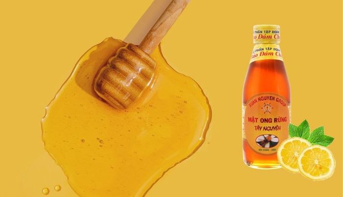 Mật ong rừng Tây Nguyên Xuân Nguyên chai 200 ml mang nhiều lợi ích cho sức khỏe