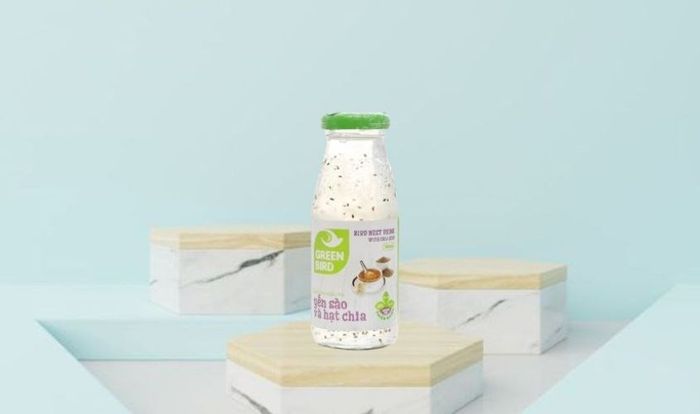 Bộ 6 chai nước yến sào hạt chia Green Bird 185 ml/chai (từ 12 tuổi)