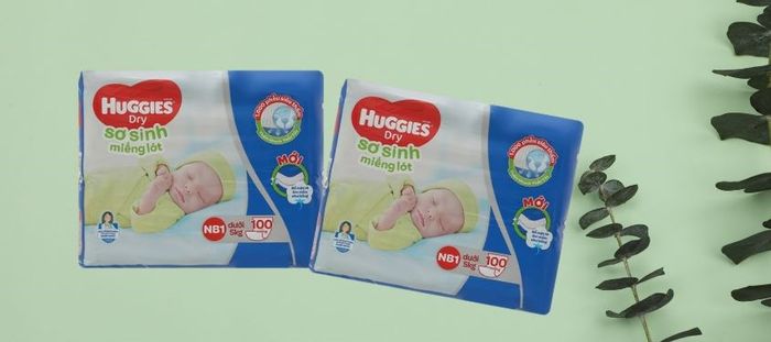 Tã lót Huggies Dry size NB1 100 miếng (Dưới 5 kg)